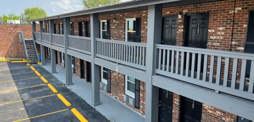 Sunshine Apartments in St. Francois County, MO